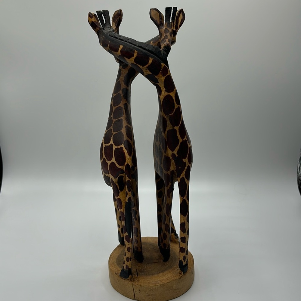 Wooden Giraffe Sculpture